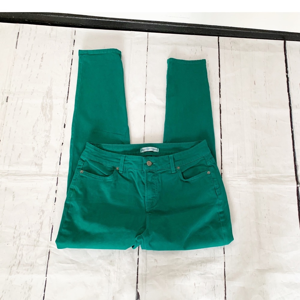 Blue Essence Green Straight Leg Jeans Size 8